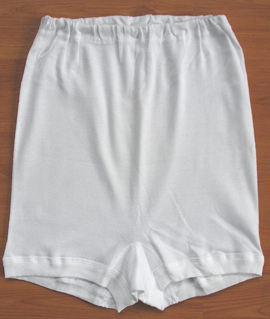 1-009/3 High waist full cotton briefs with short leg without sidewise seems