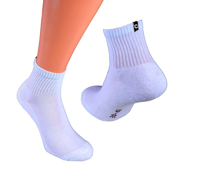 white sports shortsocks with terry sole and black heel flag cocain logo