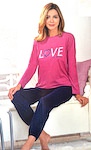 short pyjamas; Round neck; Top with yarn-dyed stripes & hearts / Love-Print; short unicoloured trousers; Colours: mint & apricot