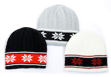 Knitted hat with norwegian patterns